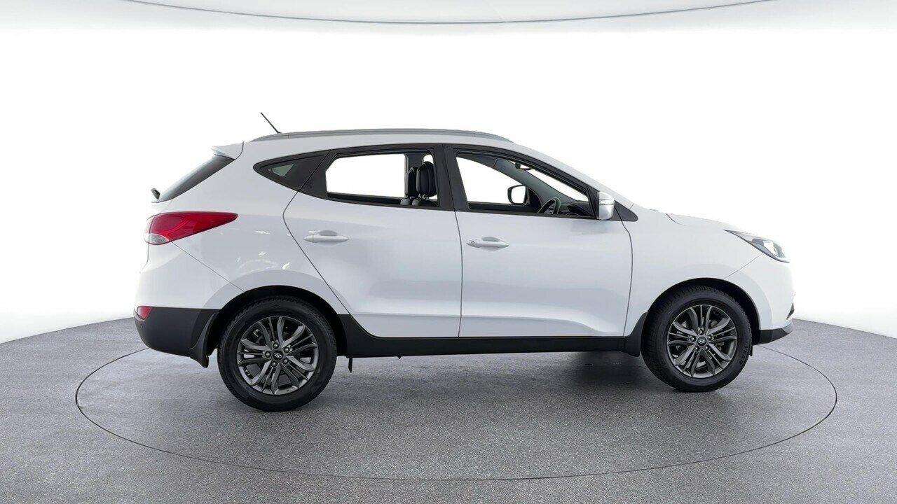 Hyundai Ix35 image 2