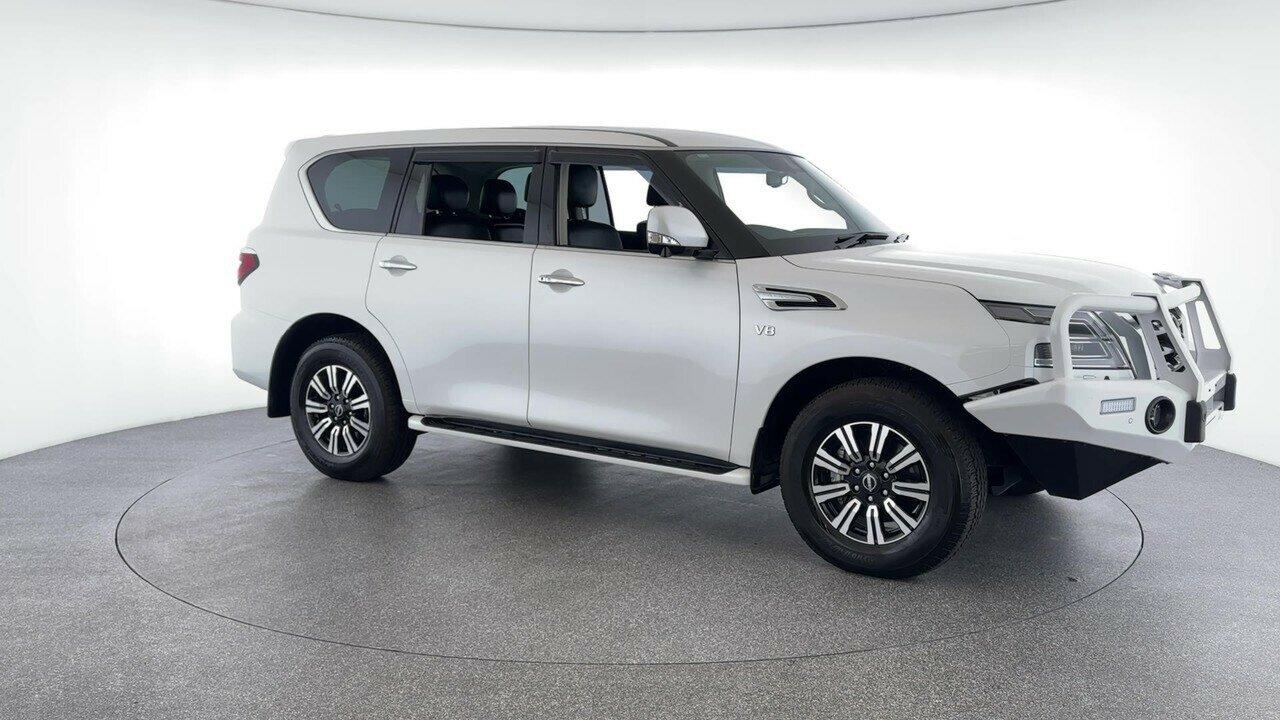 Nissan Patrol image 2