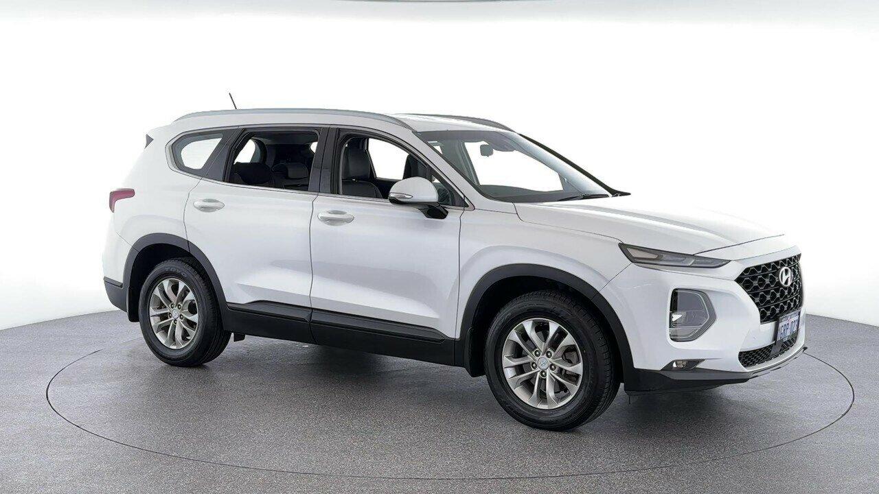 Hyundai Santa Fe image 3