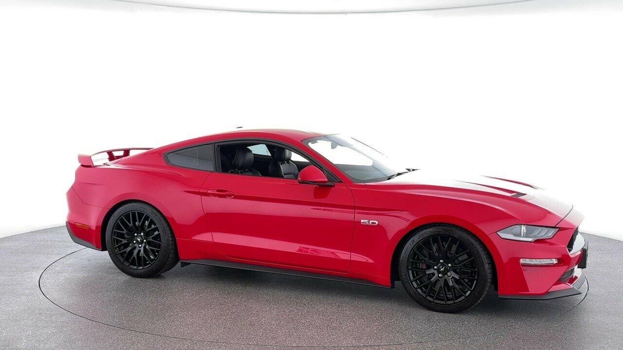 Ford Mustang image 2