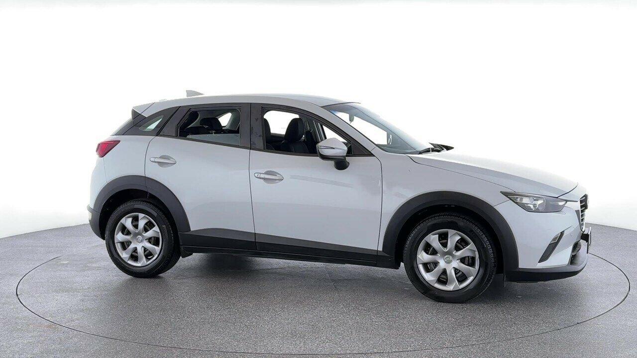 Mazda Cx-3 image 2