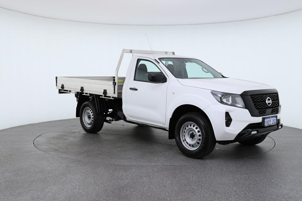 Nissan Navara image 2
