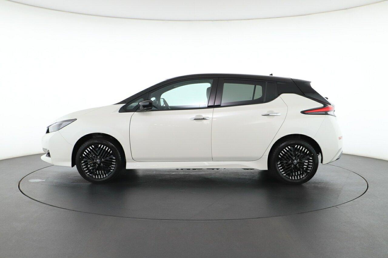 Nissan Leaf image 3