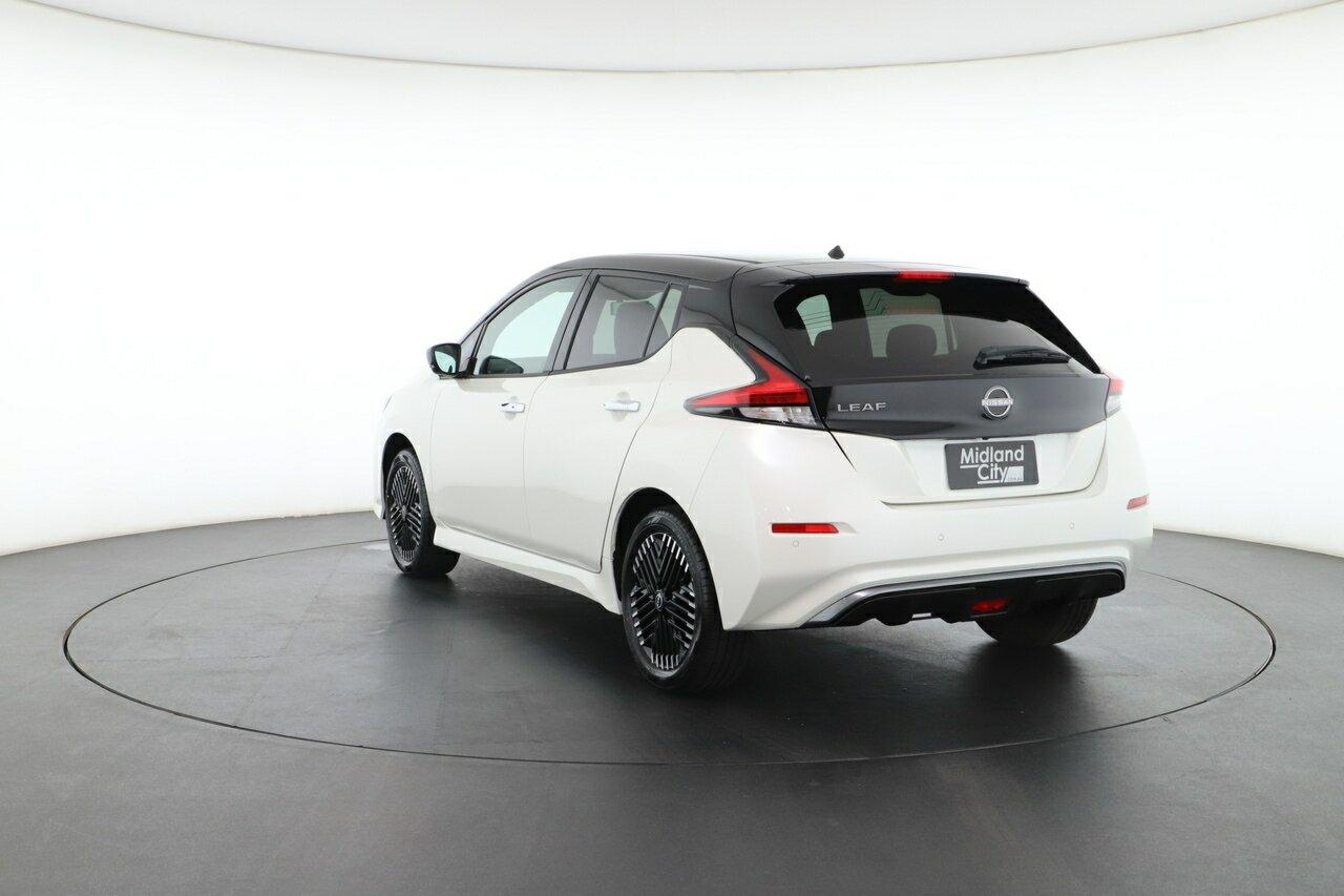 Nissan Leaf image 4