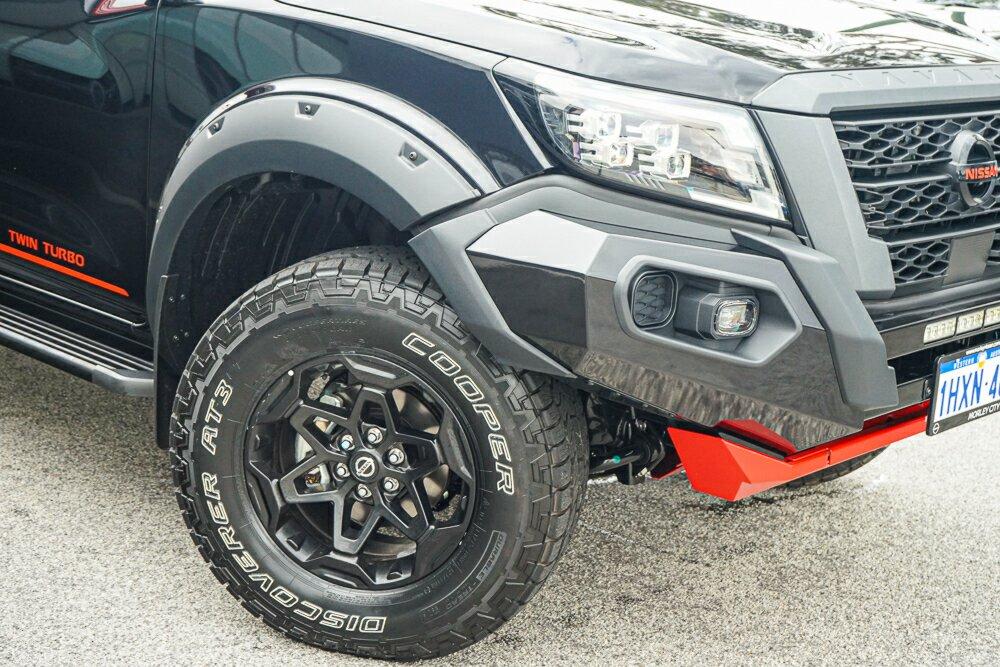 Nissan Navara image 2