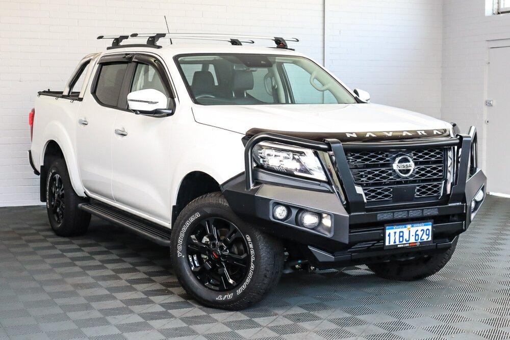 Nissan Navara image 1