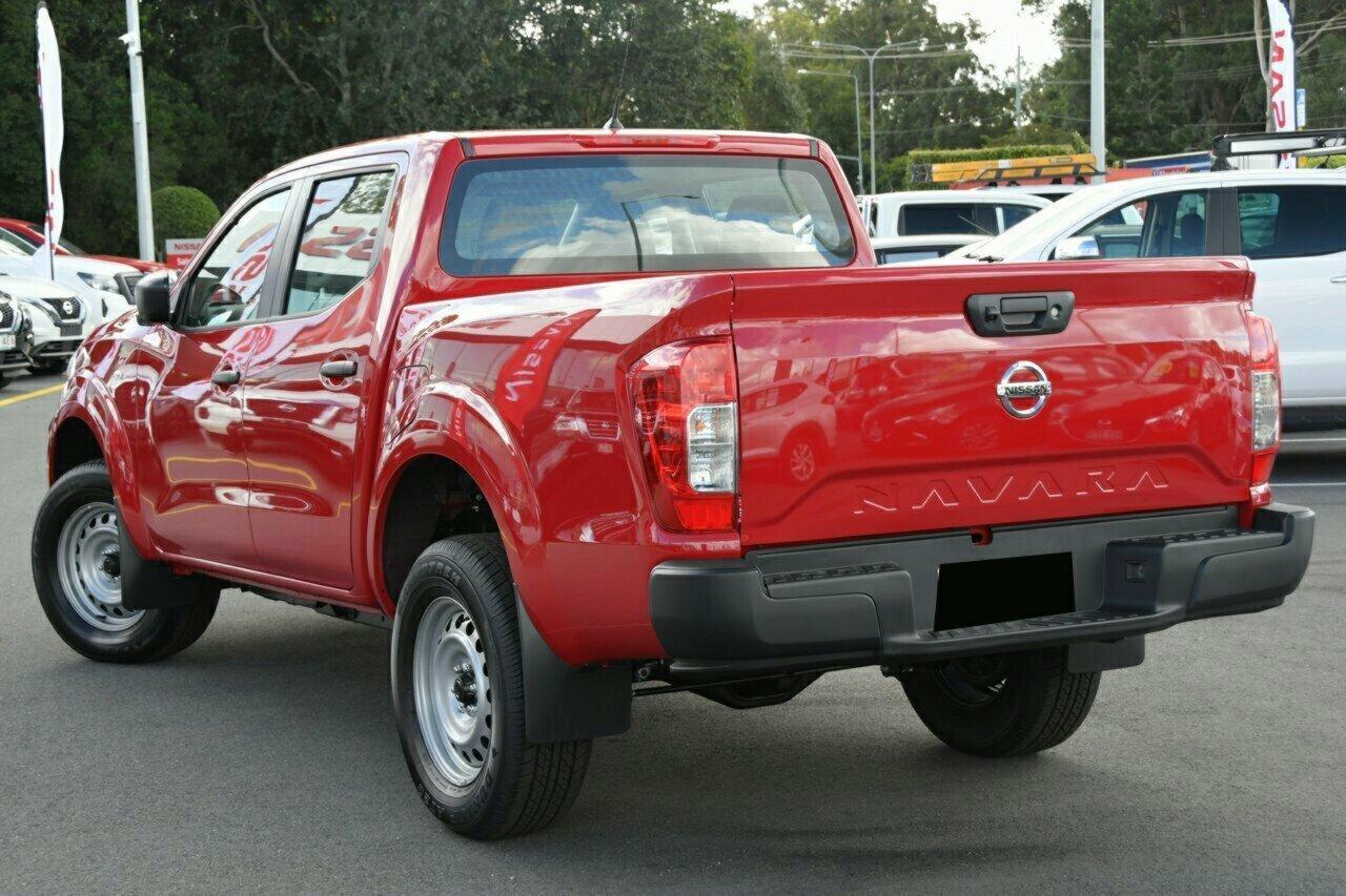 Nissan Navara image 3
