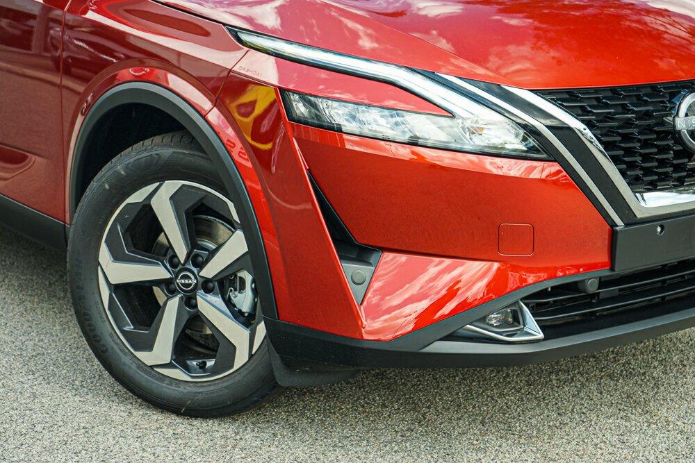 Nissan Qashqai image 2