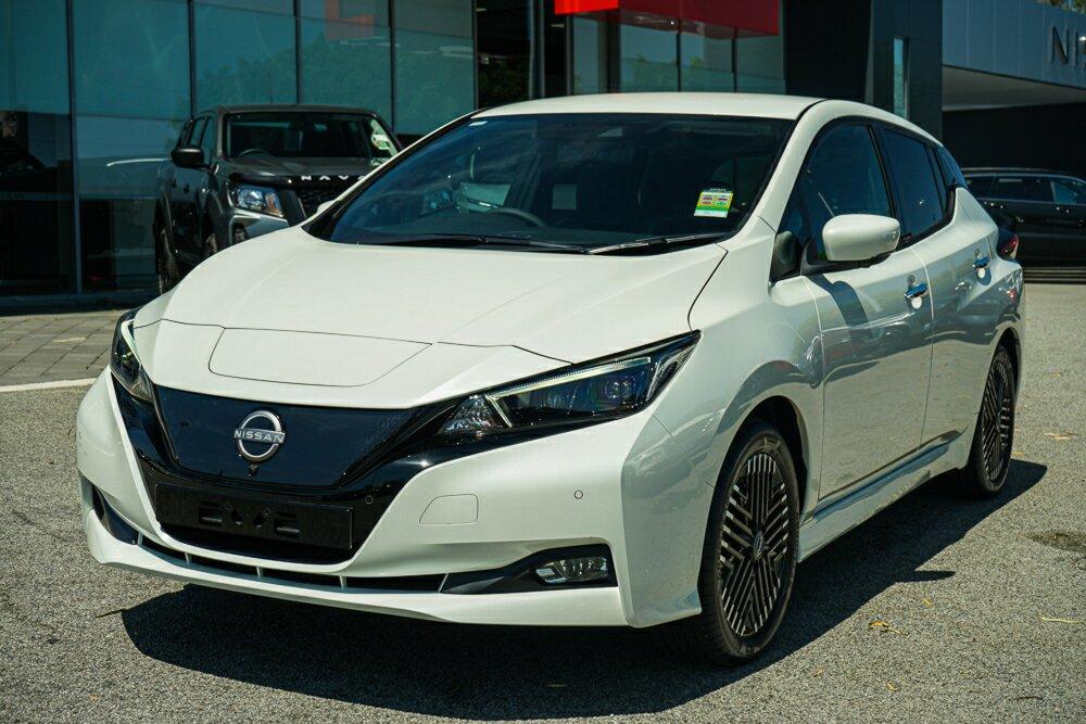 Nissan Leaf image 4