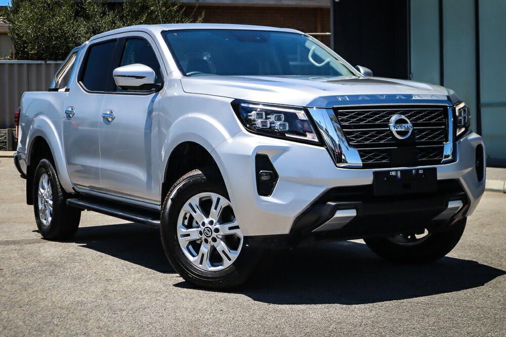 Nissan Navara image 1