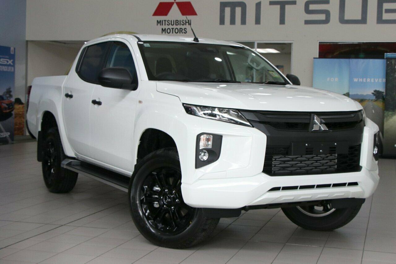 Mitsubishi Triton image 1