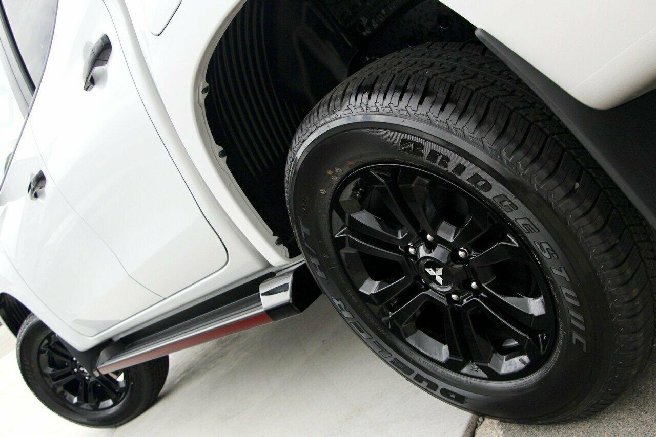 Mitsubishi Triton image 4