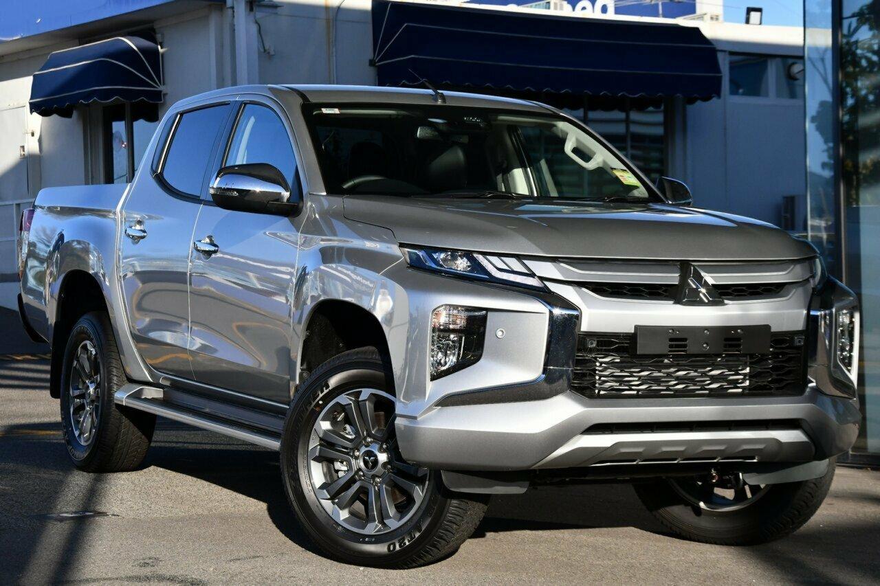 Mitsubishi Triton image 1