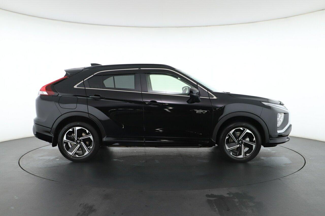 Mitsubishi Eclipse Cross image 3
