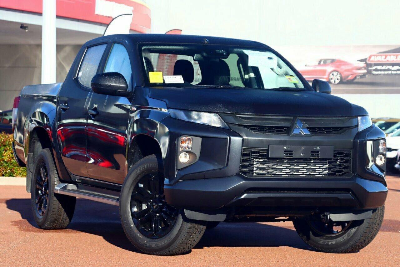 Mitsubishi Triton image 1