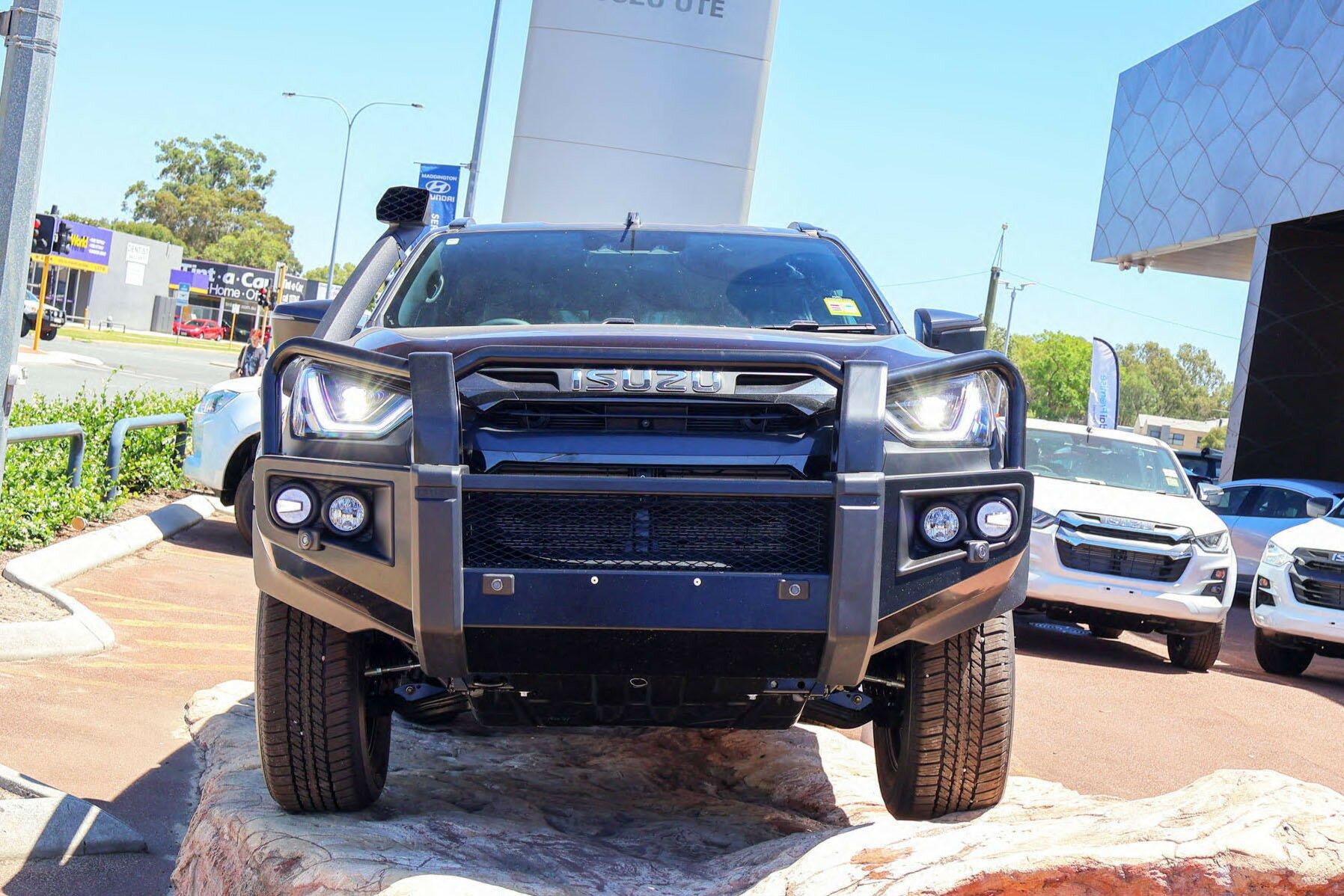 Isuzu D-max image 2