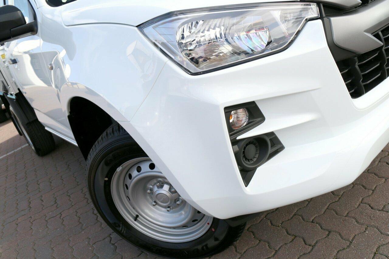 Isuzu D-max image 2