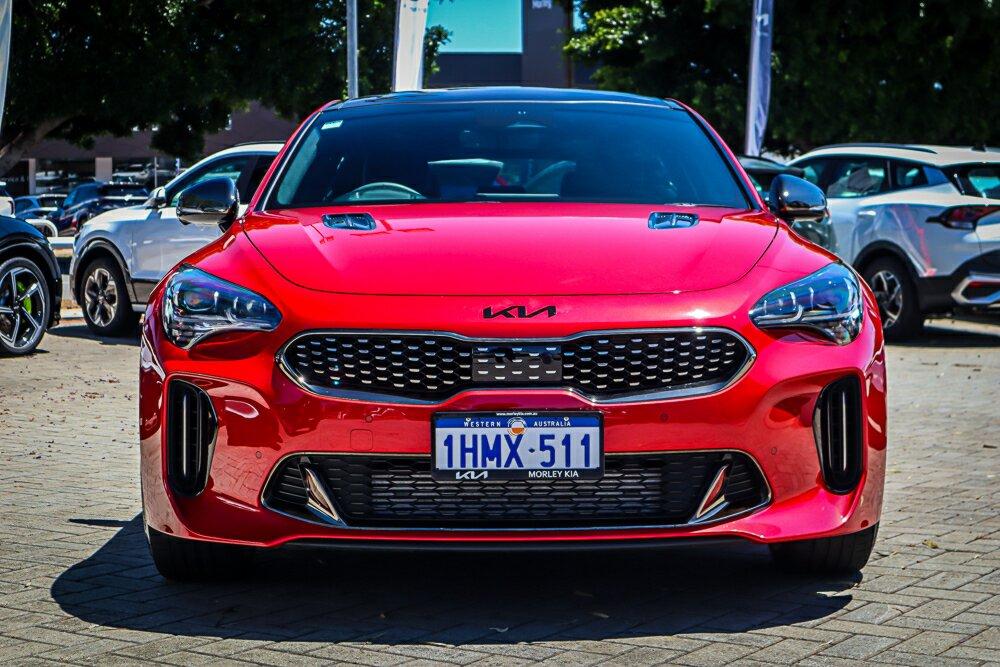Kia Stinger image 3
