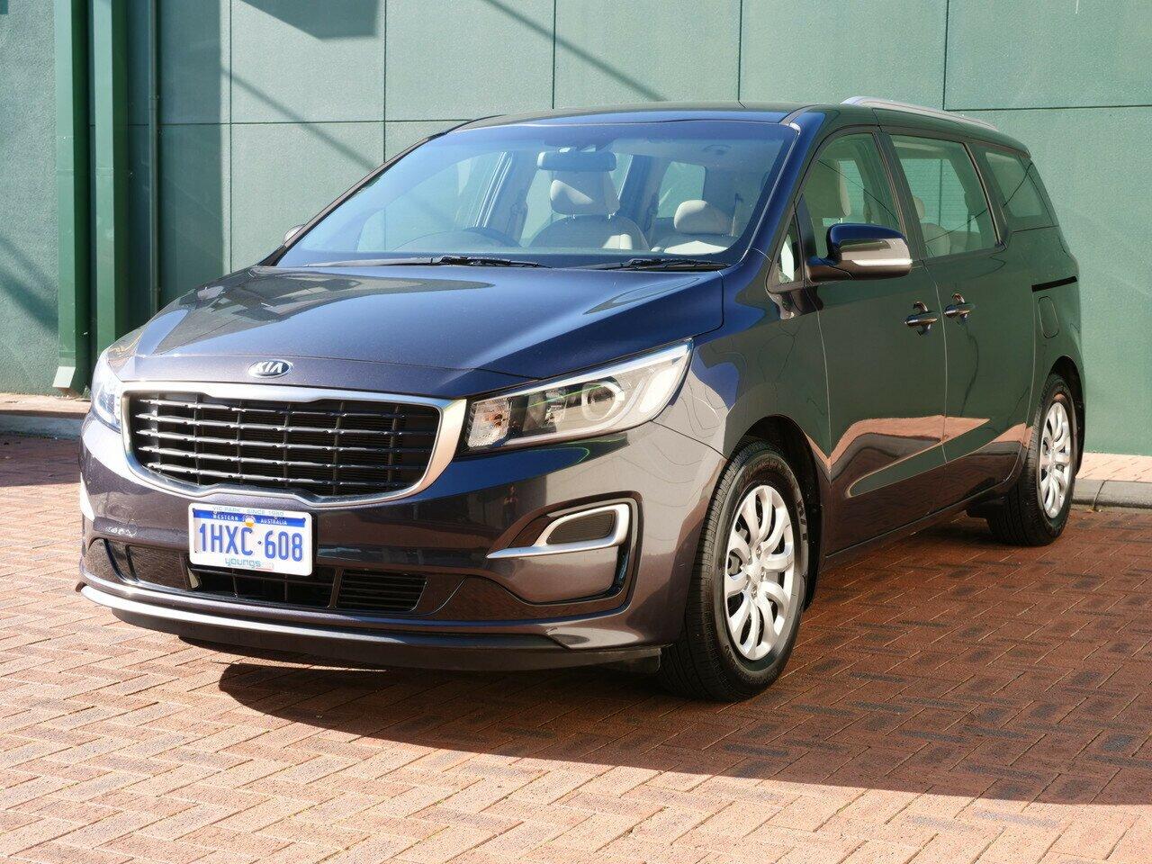 Kia Carnival image 4