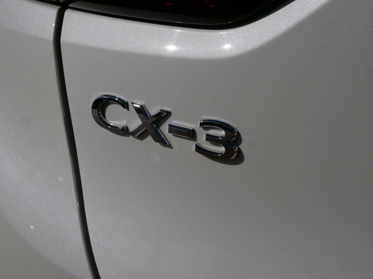 Mazda Cx-3 image 3