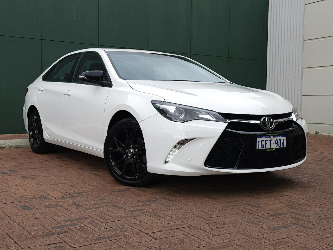 Toyota Camry image 1