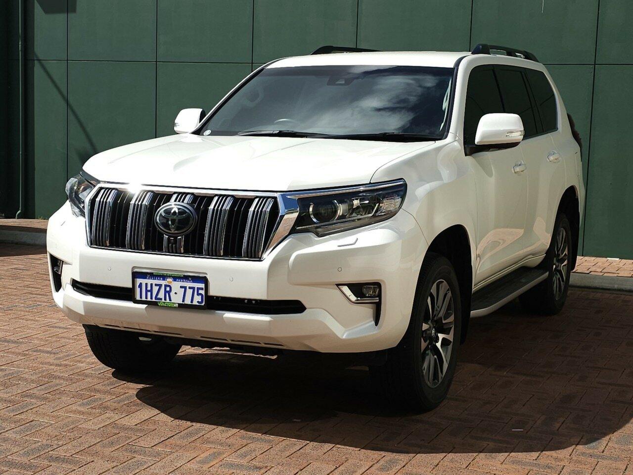 Toyota Landcruiser Prado image 4