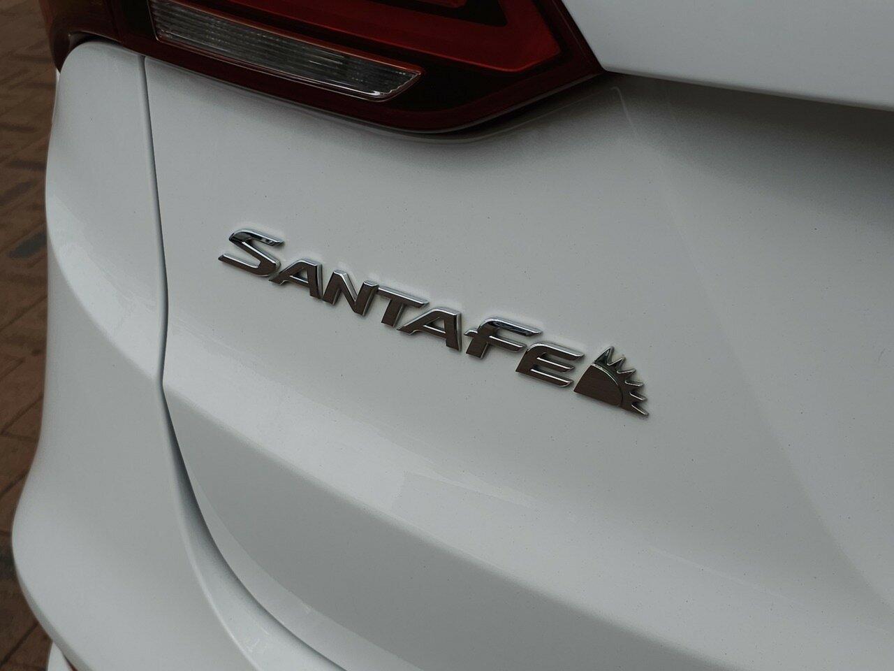 Hyundai Santa Fe image 3