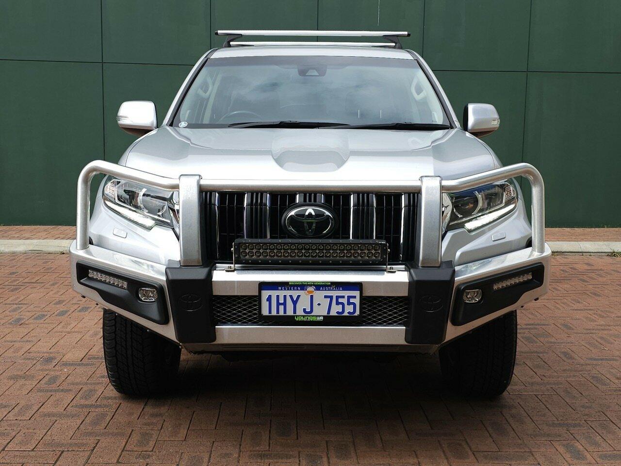 Toyota Landcruiser Prado image 2
