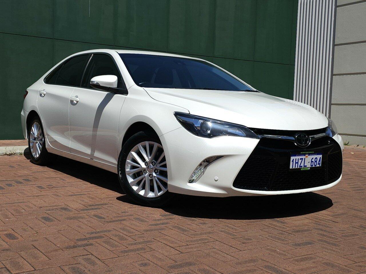 Toyota Camry image 1