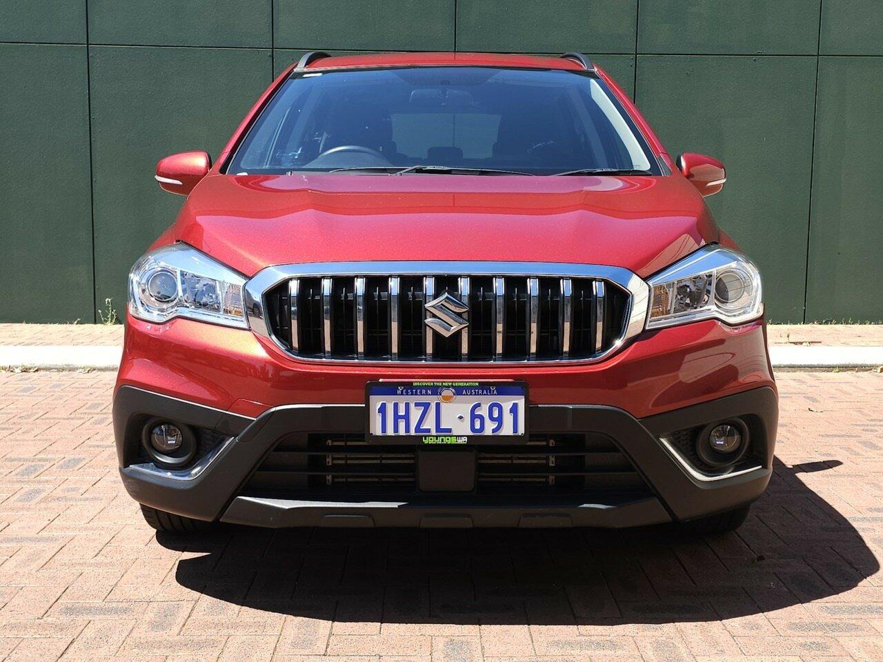 Suzuki S-cross image 2