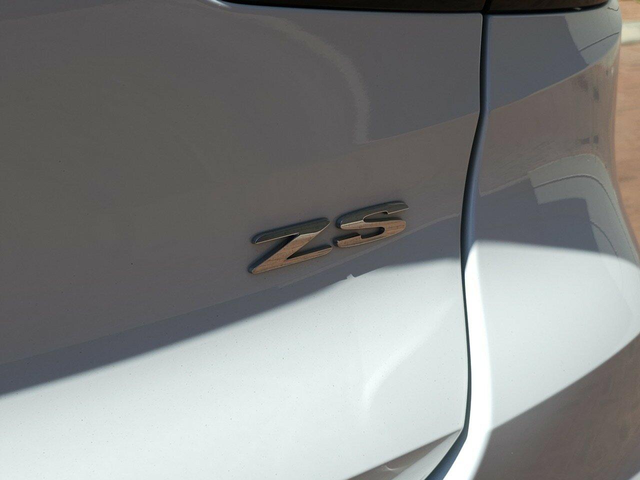 MG Zs image 3