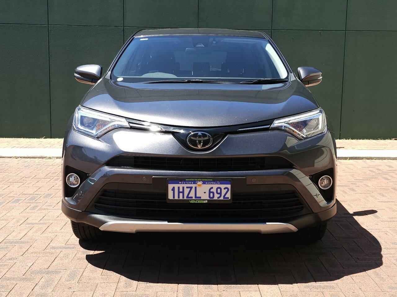 Toyota Rav4 image 4