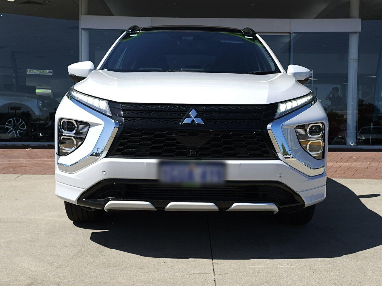Mitsubishi Eclipse Cross image 2