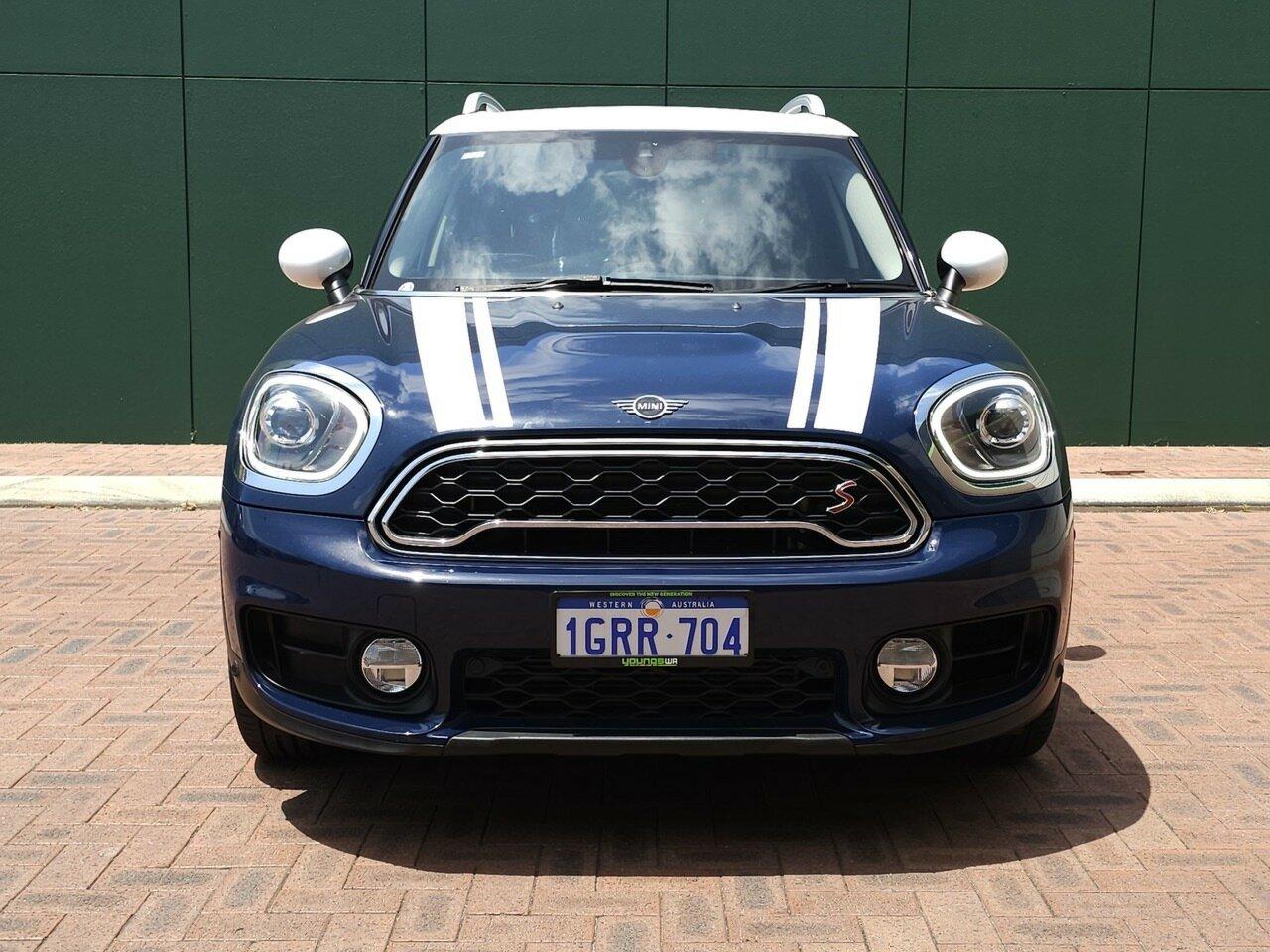 Mini Countryman image 2