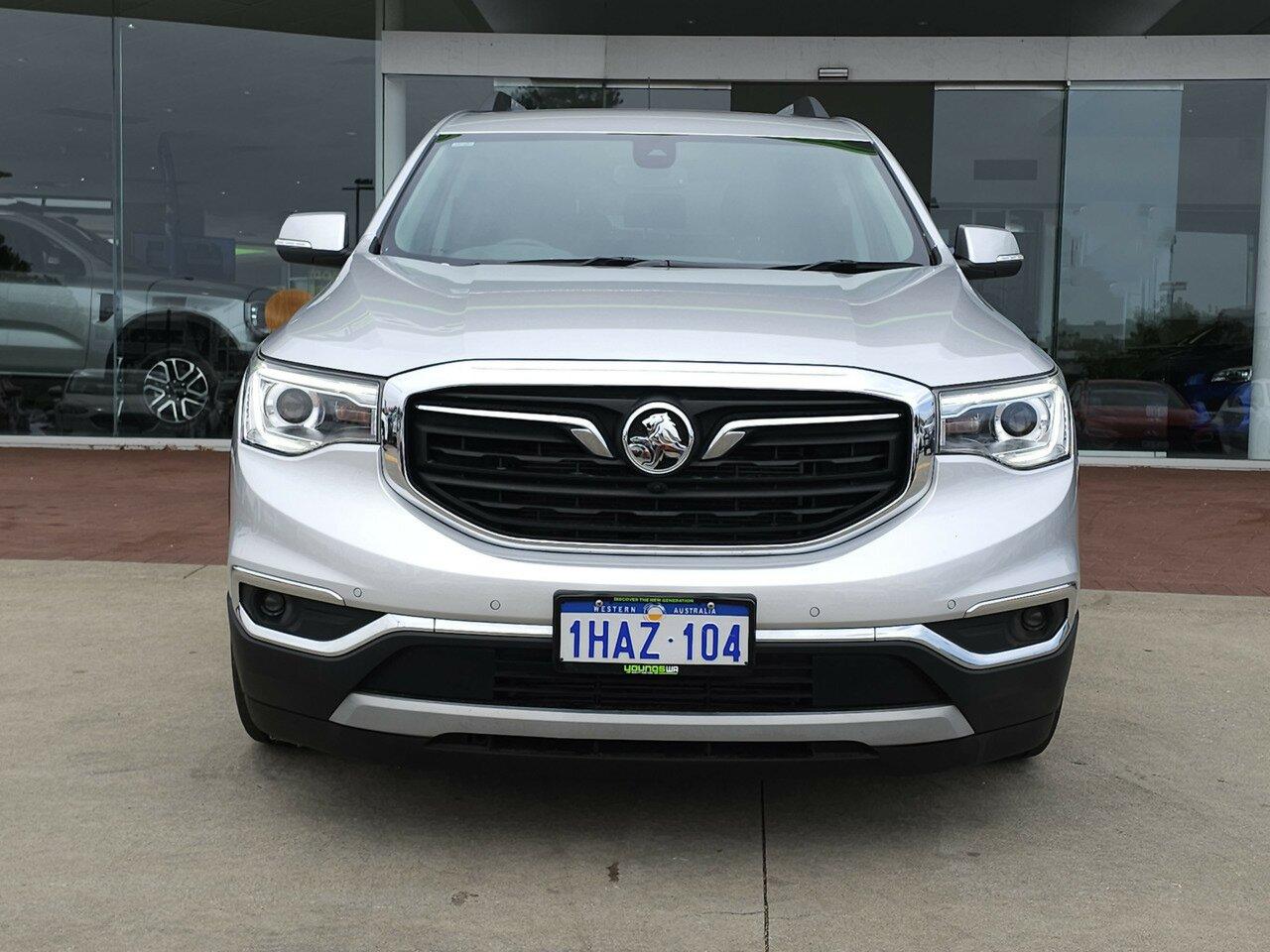 Holden Acadia image 2