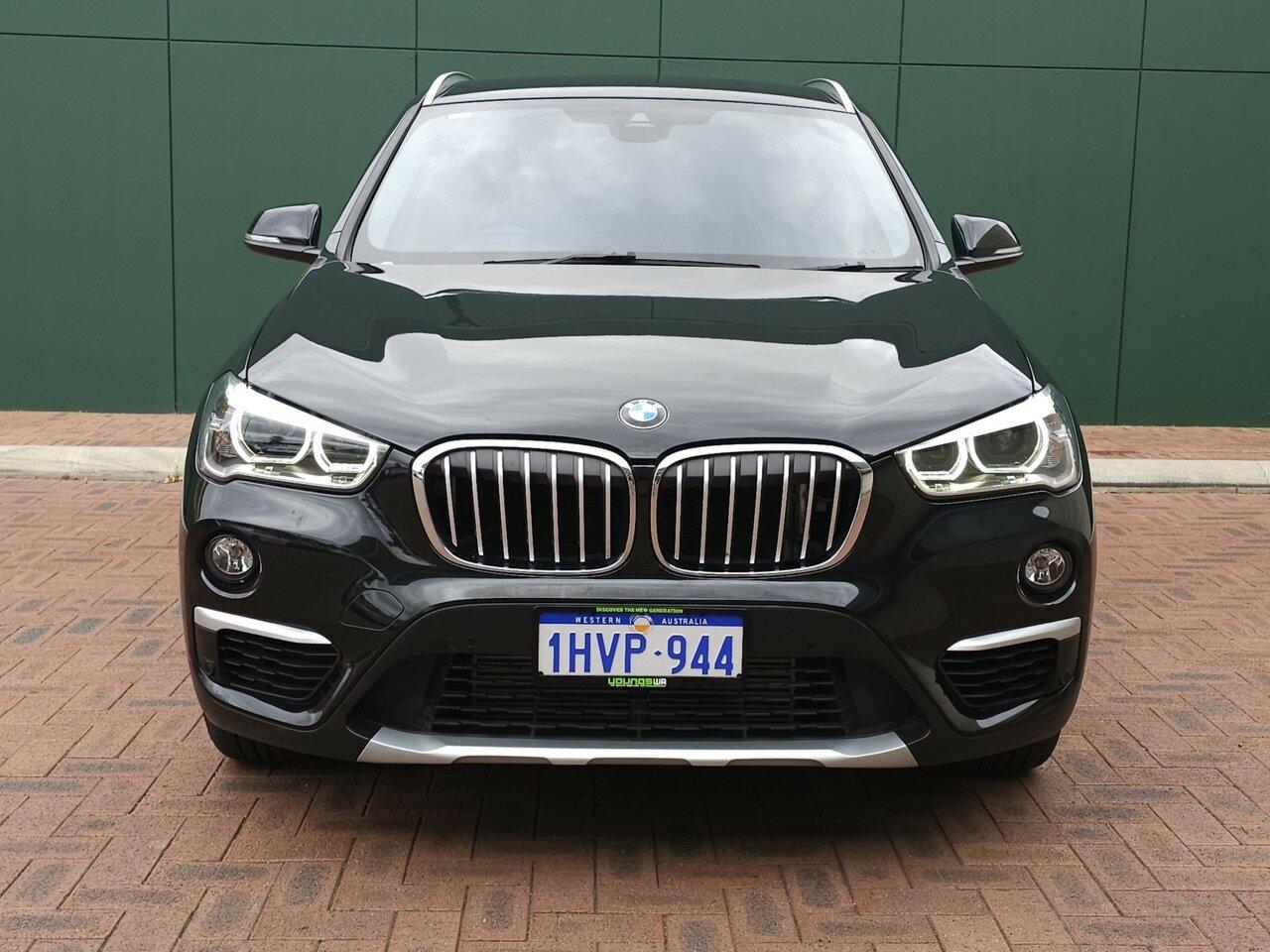 BMW X1 image 2