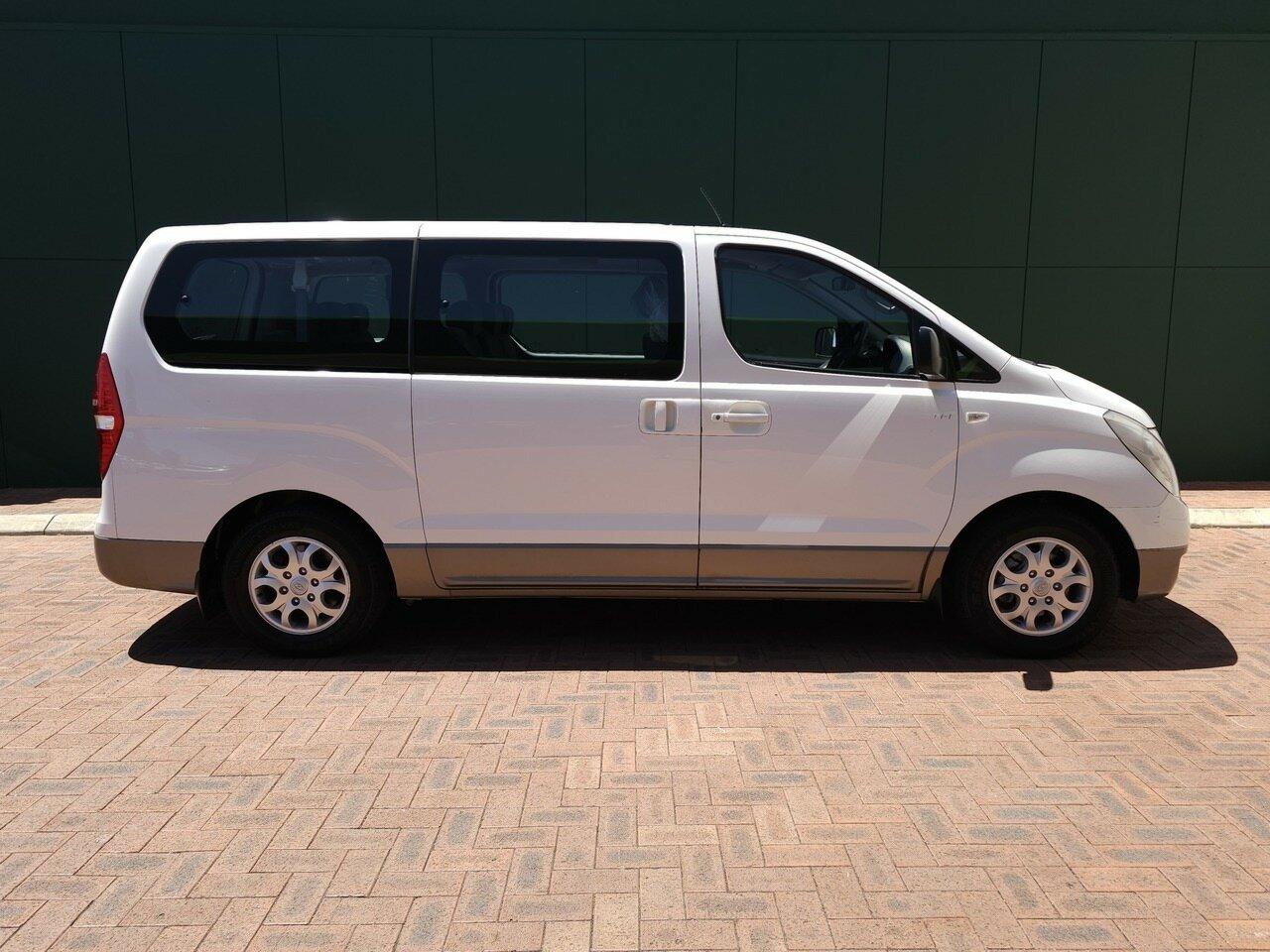 Hyundai Imax image 4