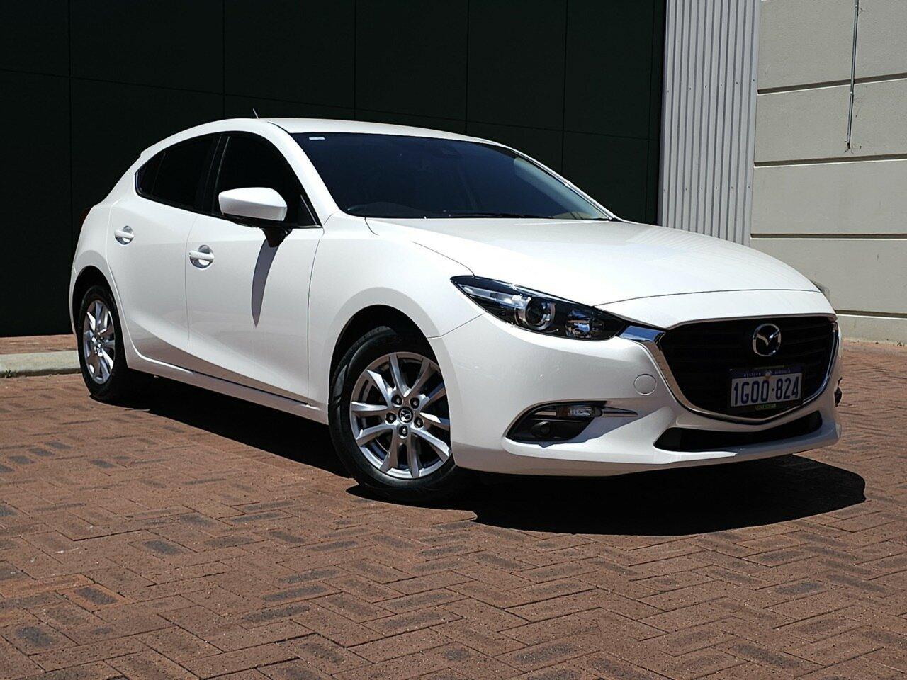 Mazda 3 image 1