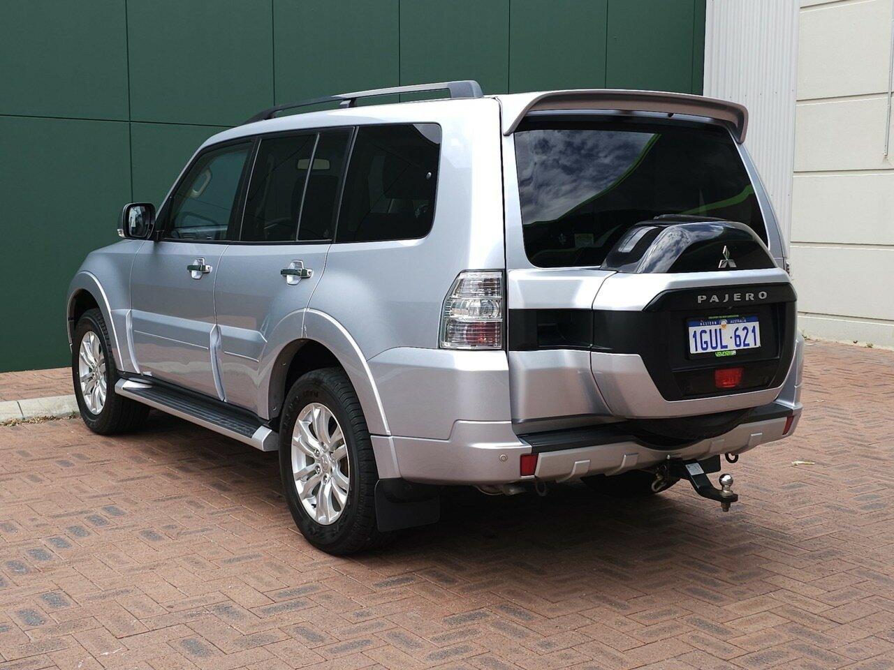 Mitsubishi Pajero image 4