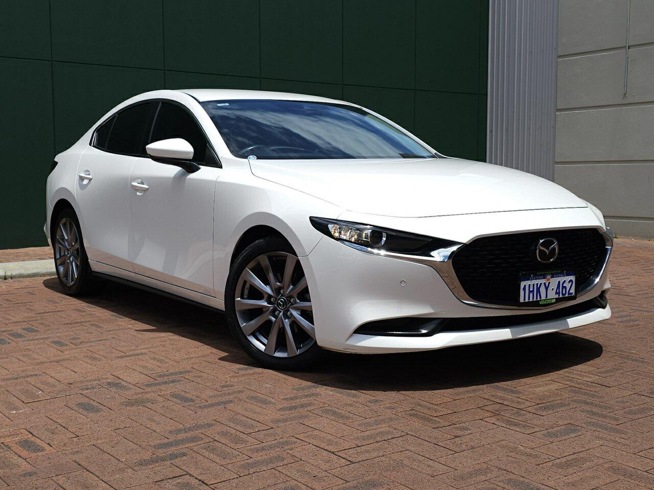 Mazda 3 image 1