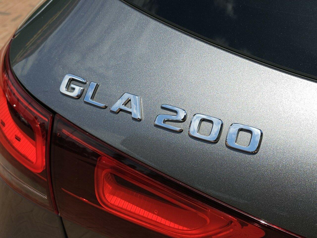 Mercedes Benz Gla-class image 3