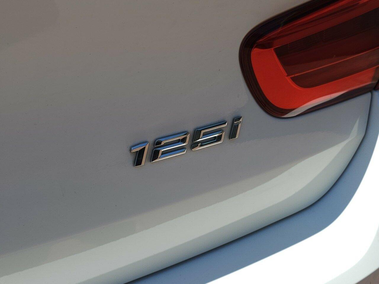 BMW 1 Series image 3