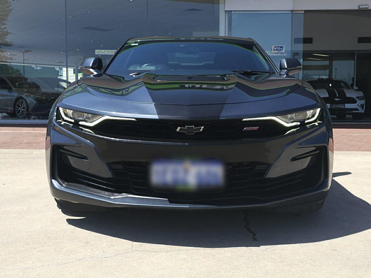 Chevrolet Camaro image 2