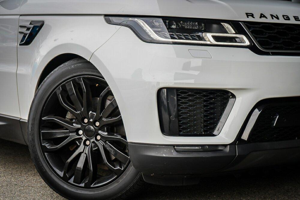 Land Rover Range Rover Sport image 2