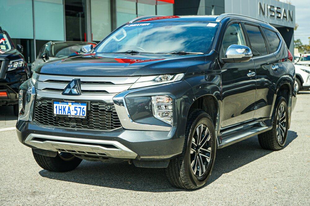 Mitsubishi Pajero Sport image 4