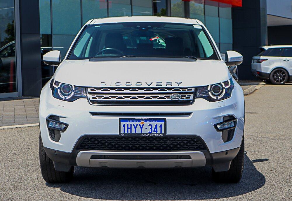 Land Rover Discovery Sport image 3