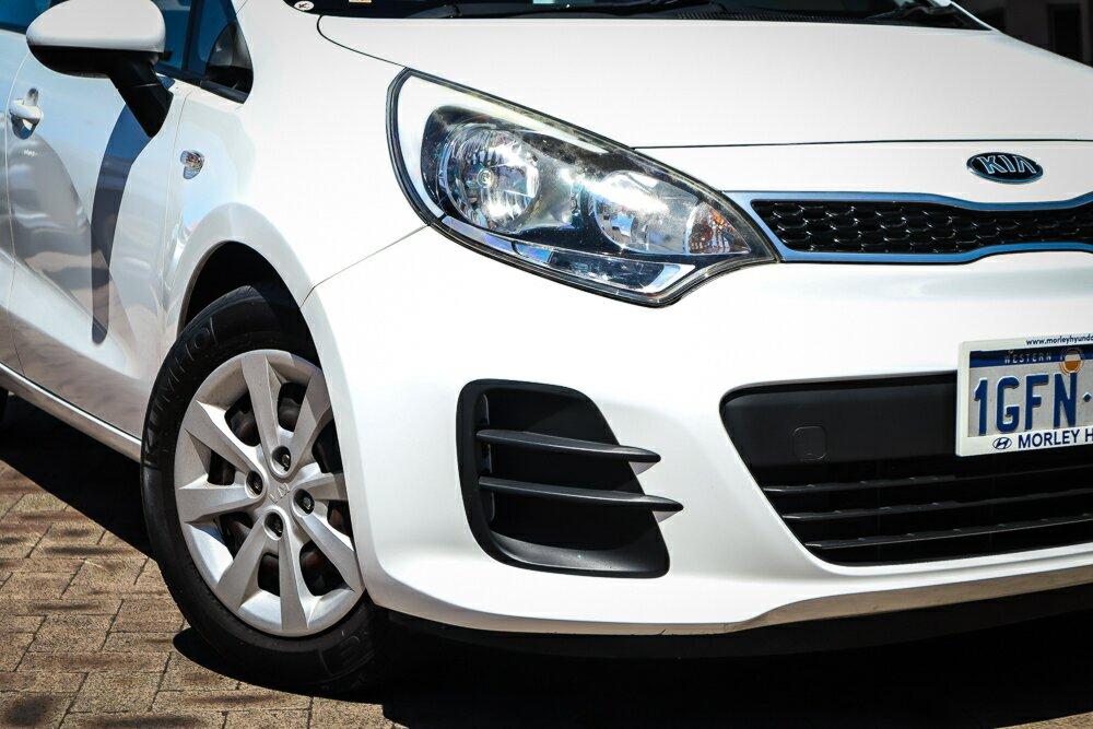 Kia Rio image 2