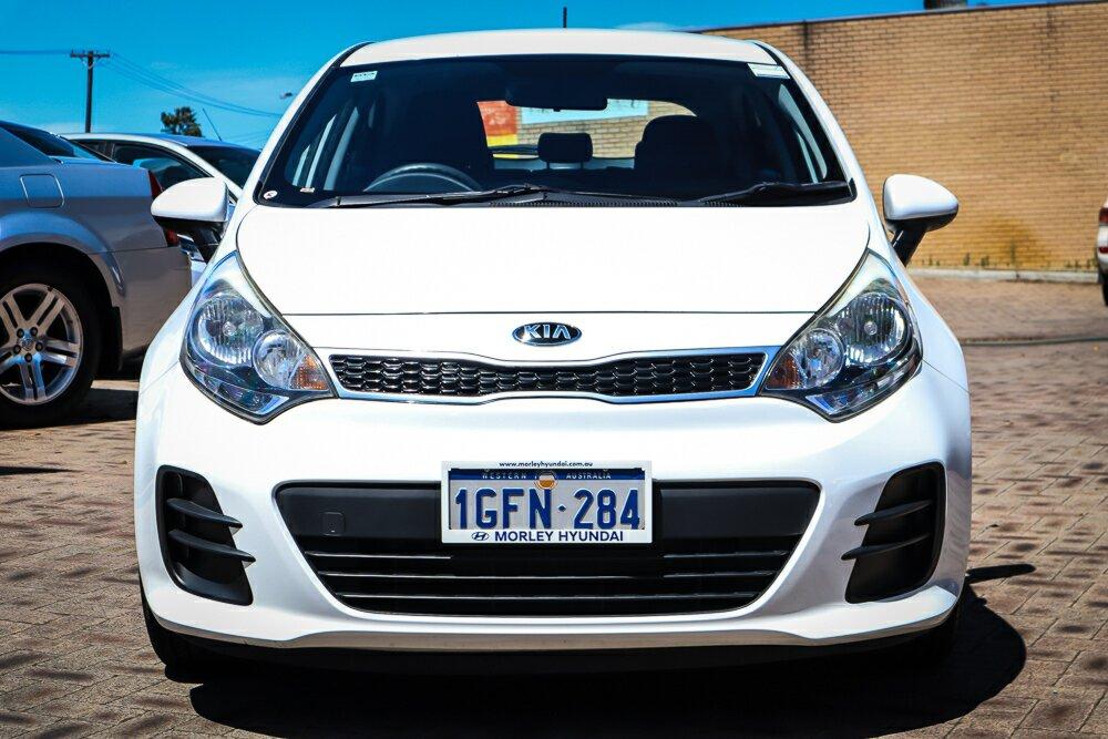 Kia Rio image 3