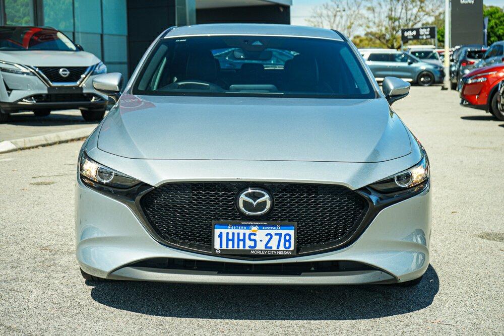 Mazda 3 image 3