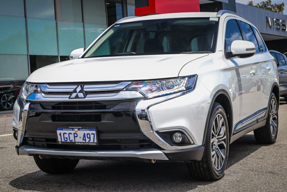 Mitsubishi Outlander image 4